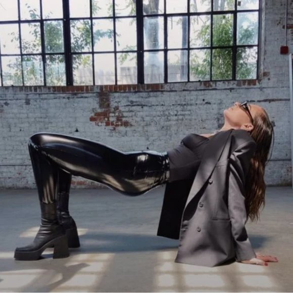 New Danielle Bernstein Vegan Patent Leather Black Leggings Size XS